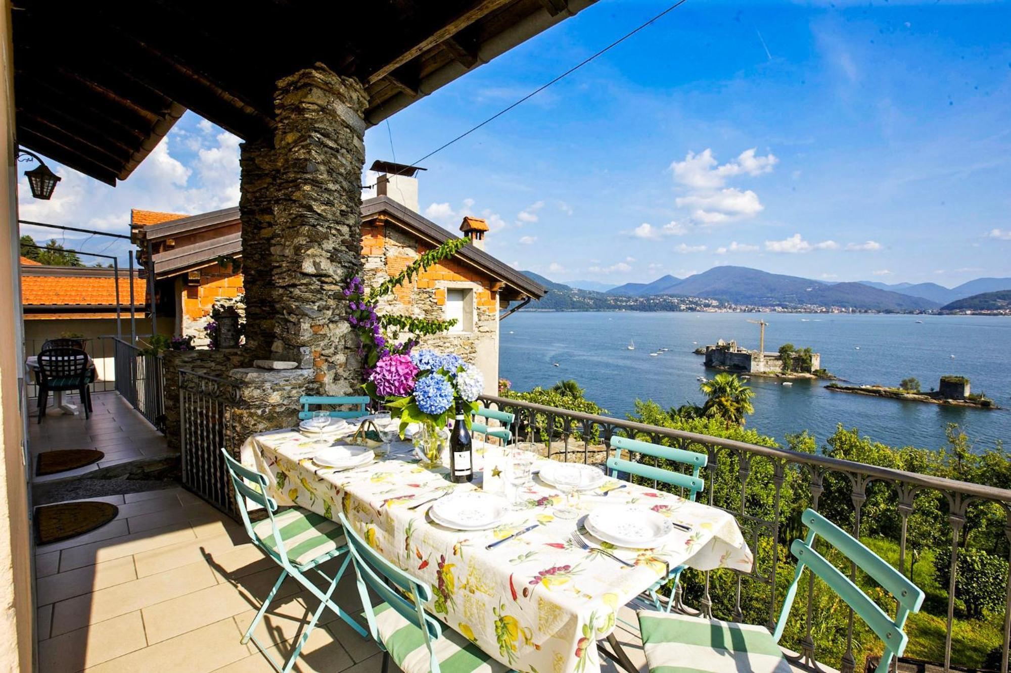 Casa Bougainville Cannobio Exterior photo
